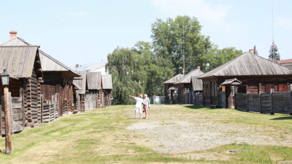 Этнодеревня когалым. Этнодеревня Златоуст. Этнодеревня в Красноярске. Этнодеревня Новокумский. Этнодеревня Красноярск остров.